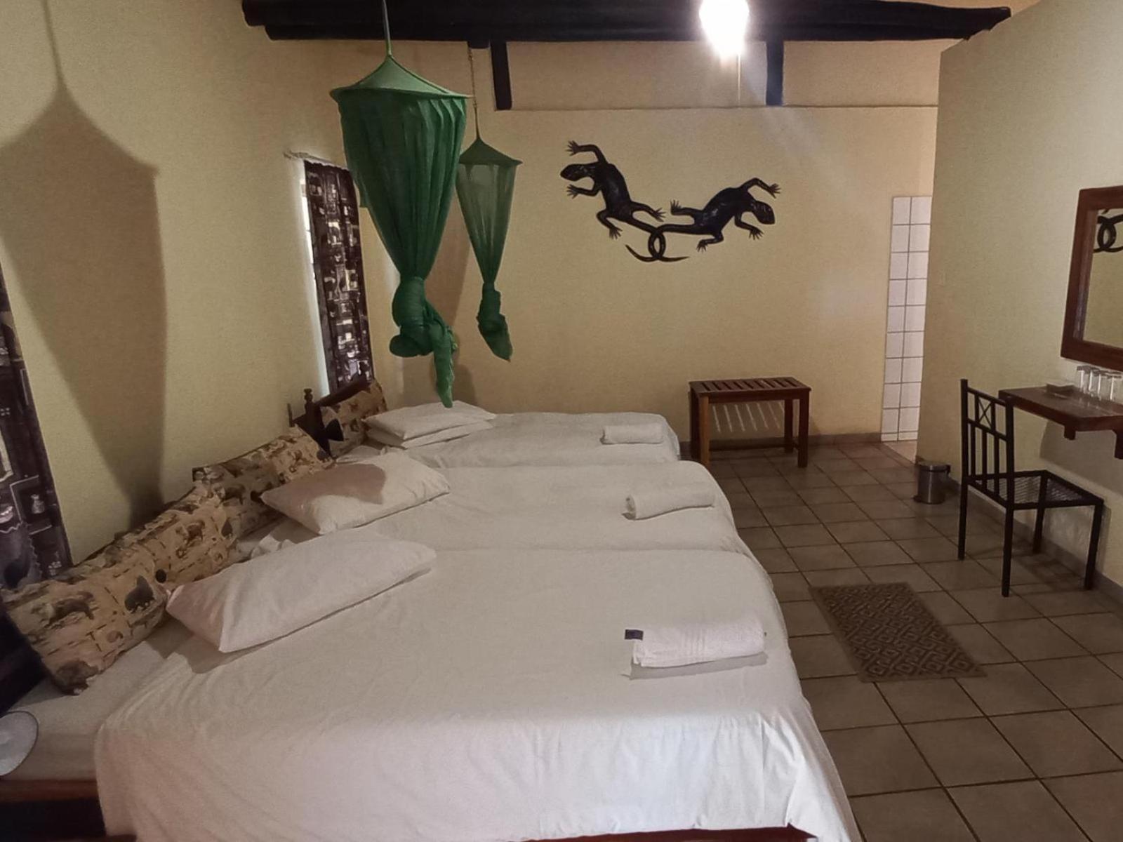 Ombinda Country Lodge Outjo Quarto foto