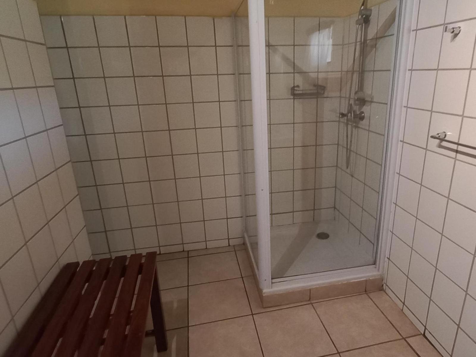 Ombinda Country Lodge Outjo Quarto foto