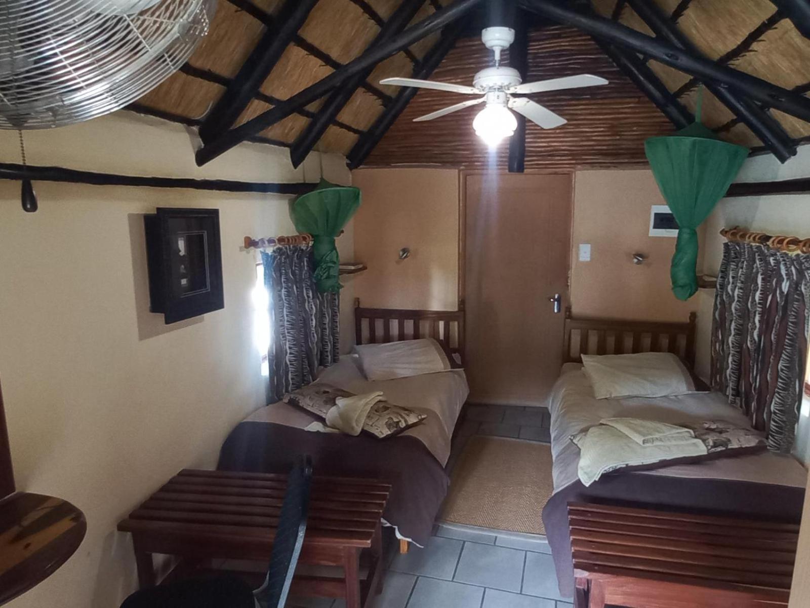 Ombinda Country Lodge Outjo Quarto foto