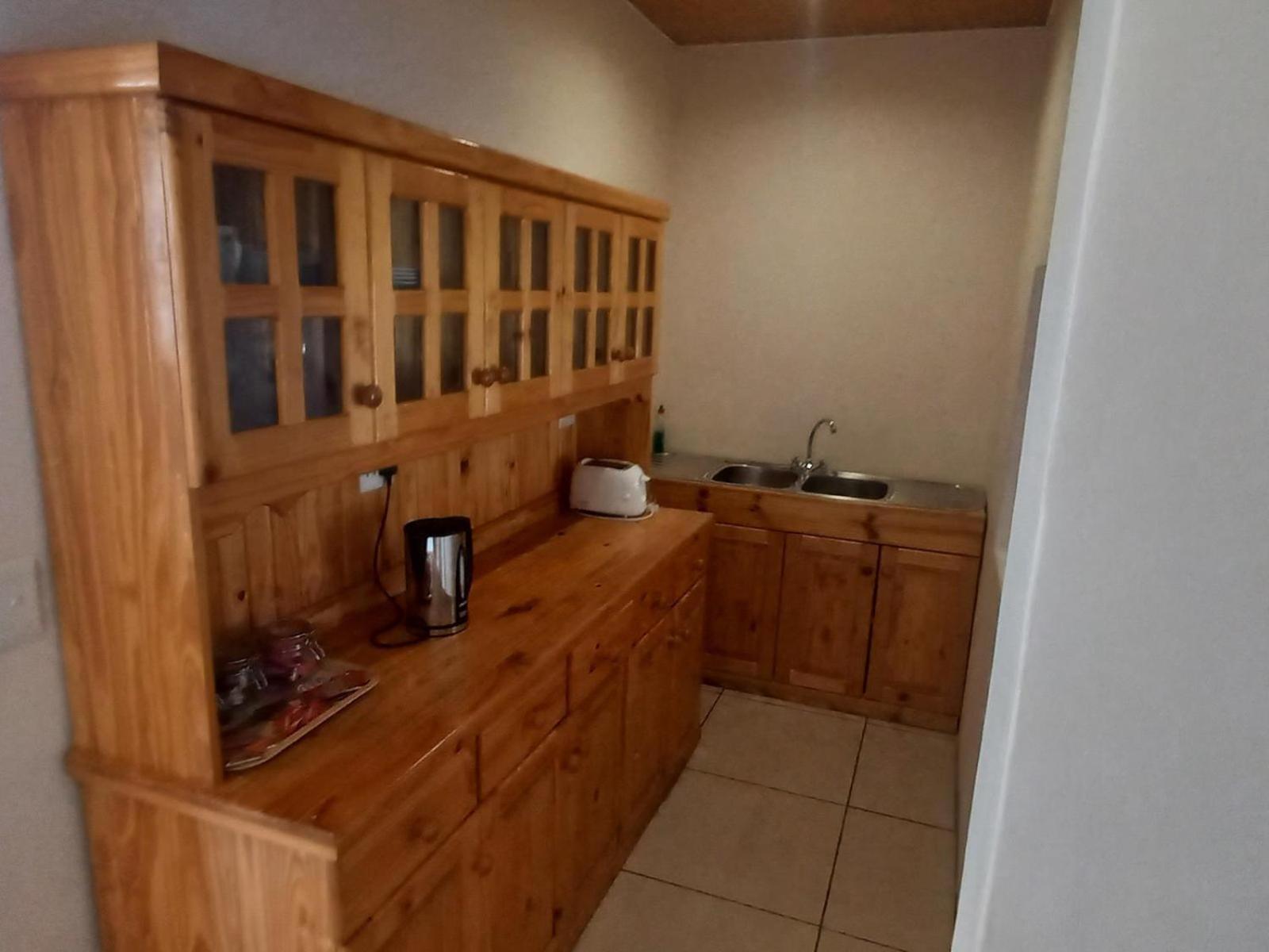 Ombinda Country Lodge Outjo Quarto foto